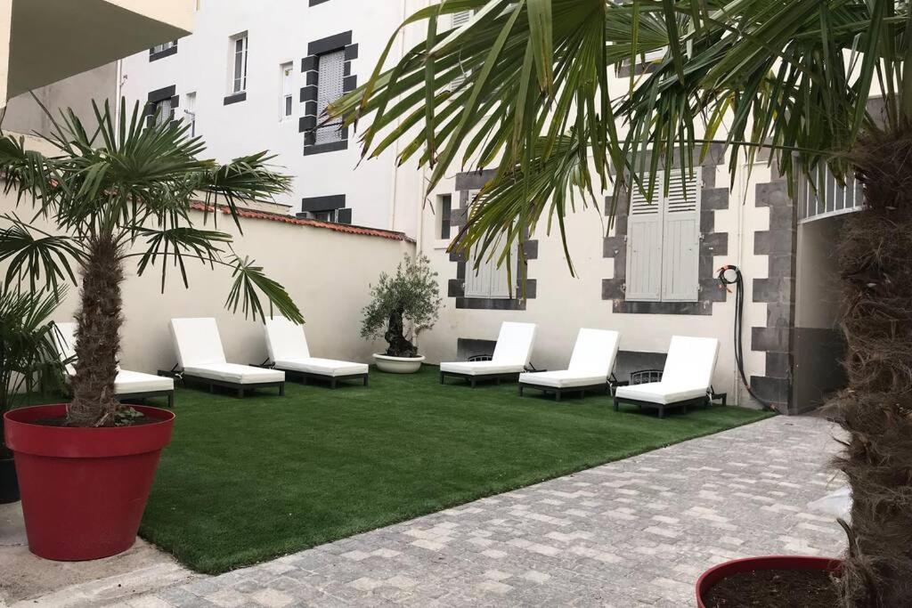 Nid D Amour F1 40M2 Calme Rdc Possibilite Jacuzzi Hammam Chamalières Exterior foto